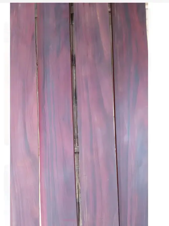 Tablones de madera de alta calidad. Venta de madera aserrada para construcción y muebles. Madera para carpintería, madera rústica, tablones de madera.